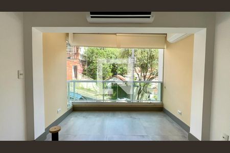 Varanda de apartamento à venda com 3 quartos, 84m² em Sumaré, São Paulo