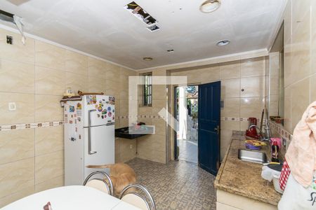 Casa à venda com 162m², 7 quartos e 2 vagasCozinha