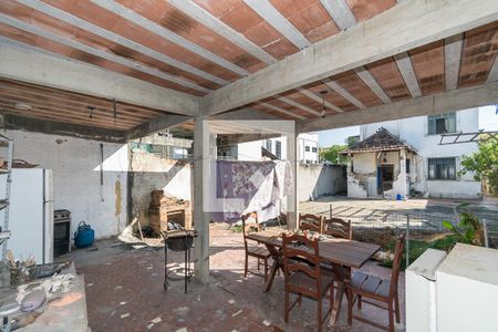 Casa à venda com 162m², 7 quartos e 2 vagasVaranda gourmet