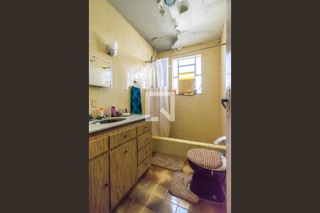 Casa à venda com 162m², 7 quartos e 2 vagasBanheiro da Suíte