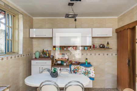 Casa à venda com 162m², 7 quartos e 2 vagasCozinha - Armários