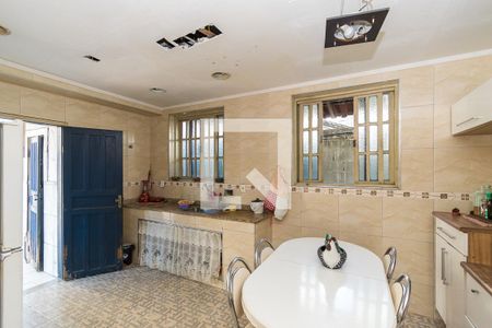 Casa à venda com 162m², 7 quartos e 2 vagasCozinha