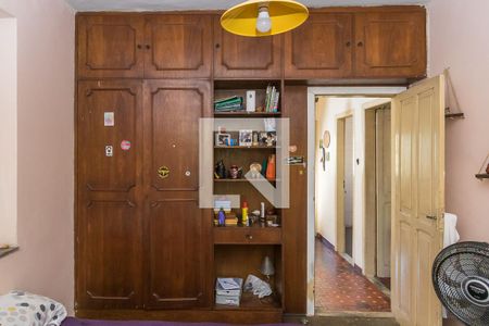 Casa à venda com 162m², 7 quartos e 2 vagasQuarto 4 - Armário