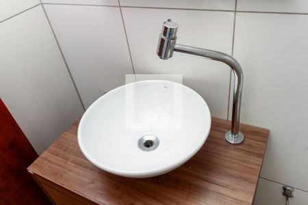 Banheiro de apartamento à venda com 1 quarto, 40m² em Cidade Baixa, Porto Alegre