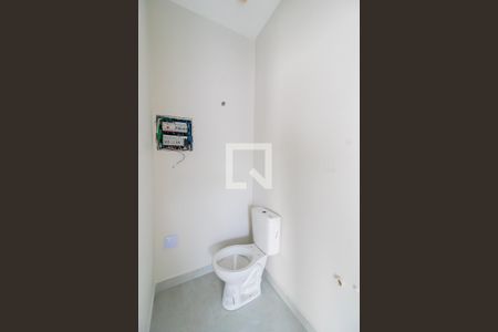 Banheiro 1 de casa de condomínio para alugar com 2 quartos, 100m² em Parque Industriario, Santo André