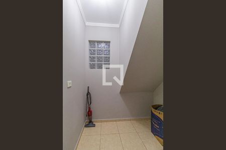 Dispensa de casa à venda com 3 quartos, 271m² em Bandeiras, Osasco