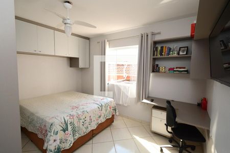 Casa à venda com 333m², 7 quartos e 8 vagasQuarto 3 - Casa 3