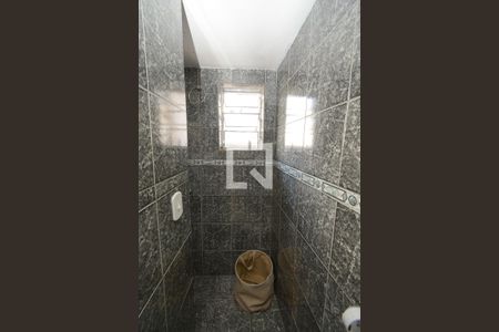 Casa à venda com 333m², 7 quartos e 8 vagasBanheiro - Casa 2