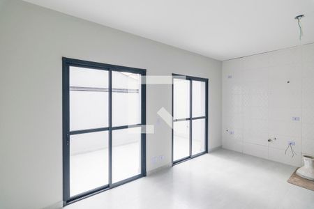 Sala de casa de condomínio à venda com 2 quartos, 100m² em Parque Industriario, Santo André