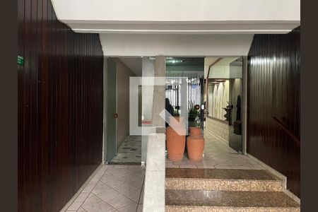 Apartamento para alugar com 72m², 2 quartos e 1 vagaPortaria
