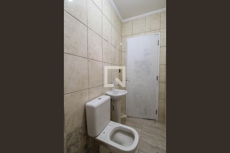 Banheiro de casa para alugar com 1 quarto, 28m² em Brás, São Paulo