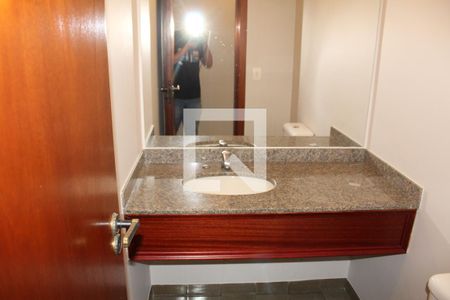 Banheiro 2 de apartamento à venda com 4 quartos, 170m² em Pompeia, São Paulo
