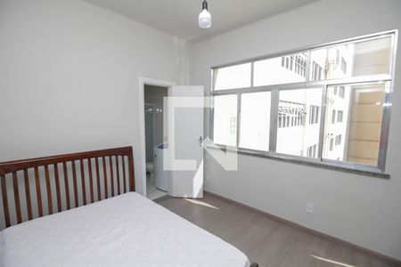 Sala/Quarto de kitnet/studio para alugar com 1 quarto, 34m² em Centro, Rio de Janeiro