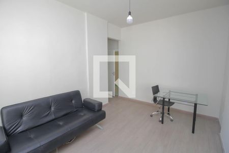 Sala/Quarto de kitnet/studio para alugar com 1 quarto, 34m² em Centro, Rio de Janeiro