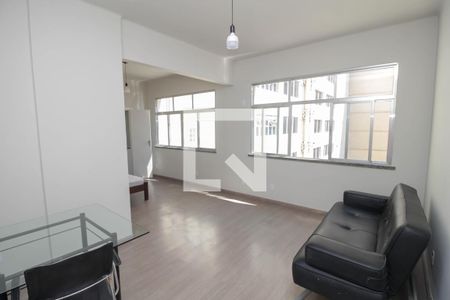 Sala/Quarto de kitnet/studio para alugar com 1 quarto, 34m² em Centro, Rio de Janeiro