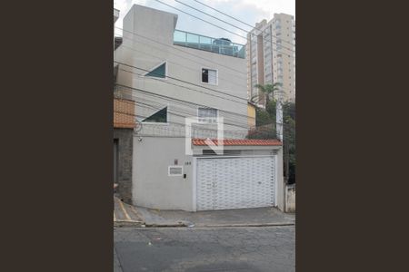 Casa de condomínio à venda com 160m², 3 quartos e 2 vagasFachada