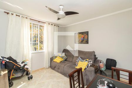 Sala de apartamento à venda com 2 quartos, 50m² em Olaria, Rio de Janeiro