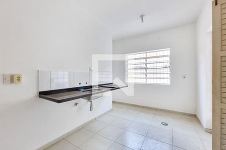 Casa para alugar com 300m², 3 quartos e 2 vagasCozinha