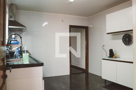 Casa à venda com 230m², 4 quartos e 2 vagasCozinha