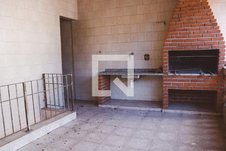 Casa à venda com 230m², 4 quartos e 2 vagasQuintal