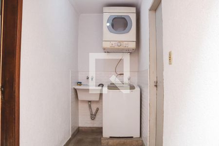 Casa à venda com 230m², 4 quartos e 2 vagasÁrea de Serviço