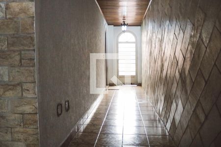 Casa à venda com 230m², 4 quartos e 2 vagasEntrada