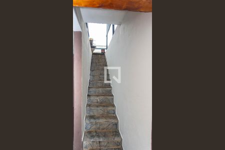 Casa para alugar com 50m², 1 quarto e sem vagaEscada