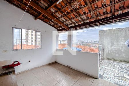Casa à venda com 116m², 4 quartos e 2 vagasVaranda