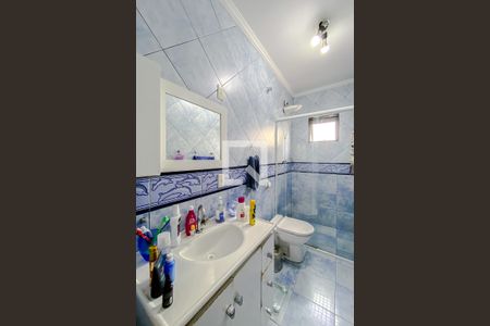 Casa à venda com 116m², 4 quartos e 2 vagasBanheiro