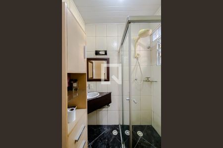 Casa à venda com 116m², 4 quartos e 2 vagasBanheiro da Suíte