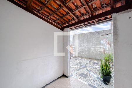 Casa à venda com 116m², 4 quartos e 2 vagasVaranda
