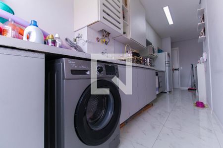 Apartamento à venda com 75m², 2 quartos e 1 vagaÁrea de Serviço