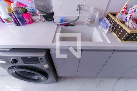 Apartamento à venda com 75m², 2 quartos e 1 vagaÁrea de Serviço