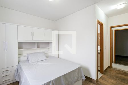 Quarto da suíte de apartamento para alugar com 2 quartos, 70m² em Baeta Neves, São Bernardo do Campo