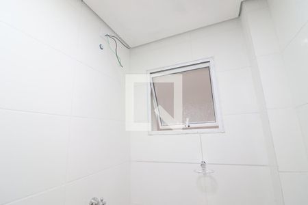 Banheiro  de apartamento para alugar com 1 quarto, 35m² em Mandaqui, São Paulo