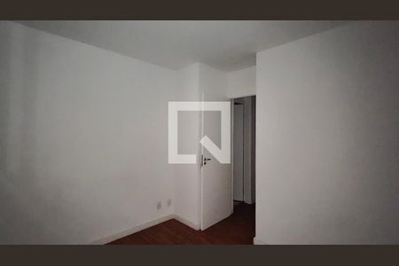 Quarto 2 de apartamento para alugar com 2 quartos, 49m² em Jardim Íris, São Paulo