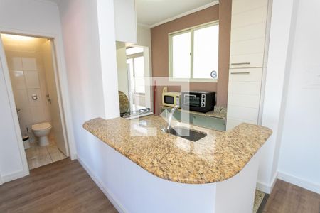 Apartamento para alugar com 78m², 2 quartos e 1 vaga Apartamento para alugar com 78m², 2 quartos e 1 vagaCozinha e Área de Serviço