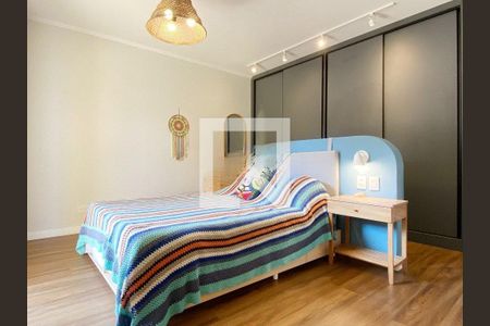 Casa à venda com 4 quartos, 300m² em Vila Monumento, São Paulo