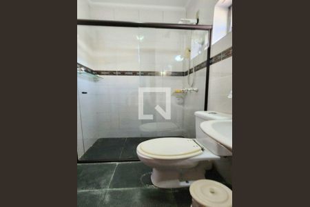 Casa à venda com 230m², 3 quartos e 2 vagas