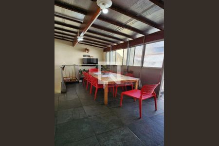 Casa à venda com 3 quartos, 230m² em Vila Mariana, São Paulo