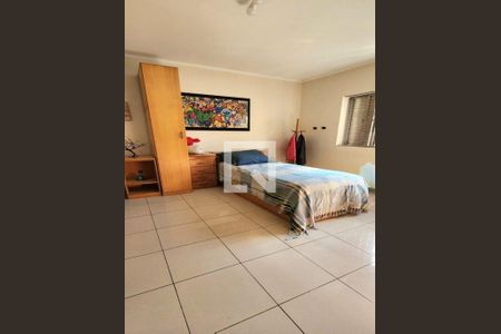 Casa à venda com 230m², 3 quartos e 2 vagas