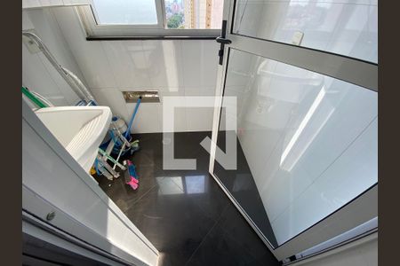 Apartamento para alugar com 58m², 3 quartos e 1 vagaÁrea de Serviço