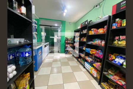 Apartamento para alugar com 58m², 3 quartos e 1 vagaMercado do Condomínio