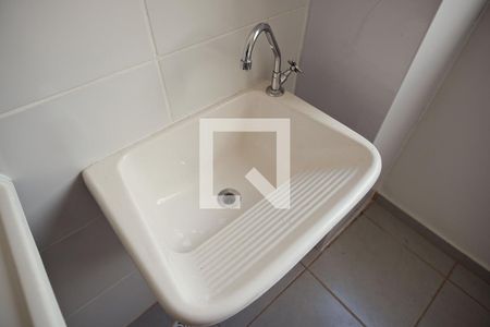 Apartamento à venda com 49m², 2 quartos e 1 vaga Apartamento à venda com 49m², 2 quartos e 1 vagaÁrea de serviço