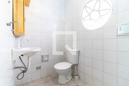 Casa à venda com 250m², 3 quartos e 3 vagasBanheiro da Suíte 2