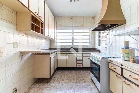 Casa à venda com 250m², 3 quartos e 3 vagasCozinha