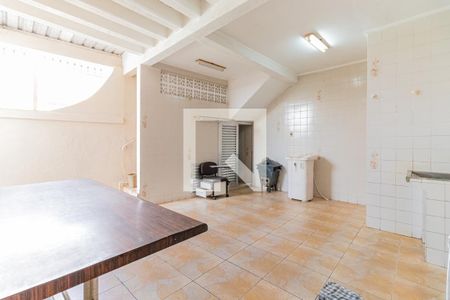 Casa à venda com 250m², 3 quartos e 3 vagasÁrea de Serviço