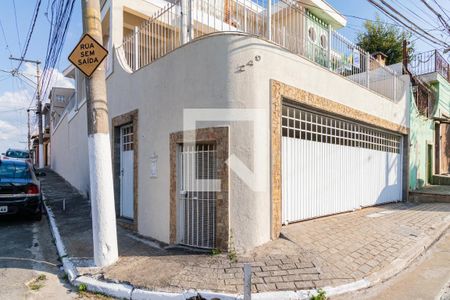 Casa à venda com 250m², 3 quartos e 3 vagasFachada