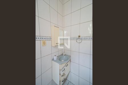 Casa à venda com 125m², 1 quarto e 2 vagas Casa à venda com 125m², 1 quarto e 2 vagasBanheiro