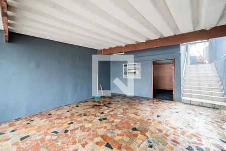 Casa à venda com 125m², 1 quarto e 2 vagas Casa à venda com 125m², 1 quarto e 2 vagasGaragem
